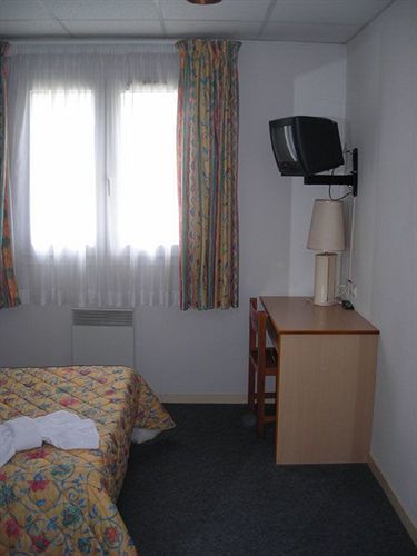 Hotel Le Pairoux Volvic Buitenkant foto